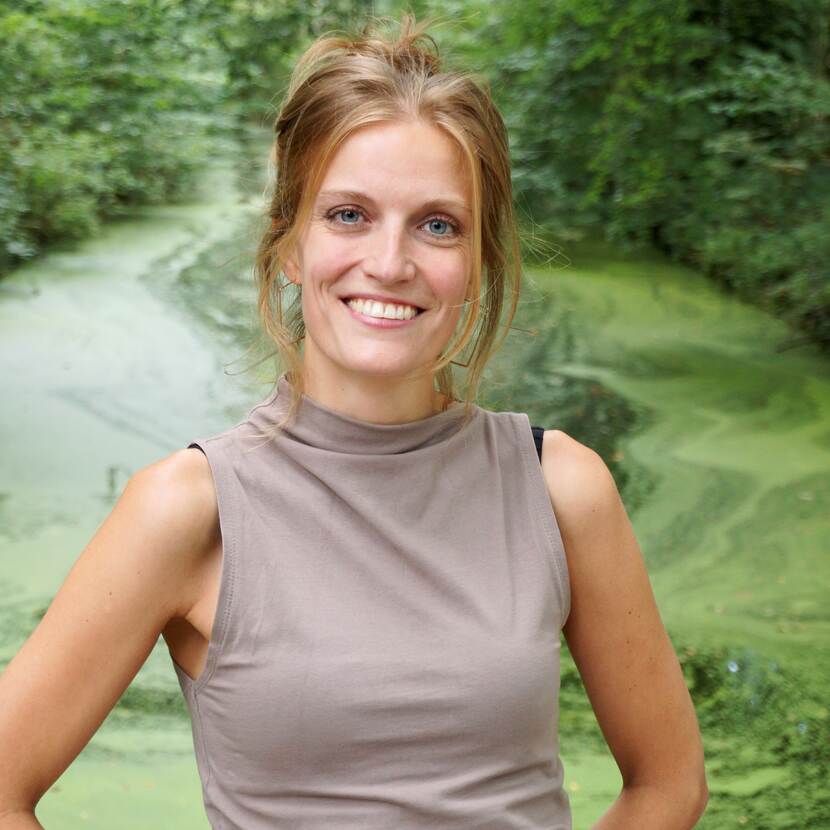 Dr. L. (Lydia) Baan Hofman