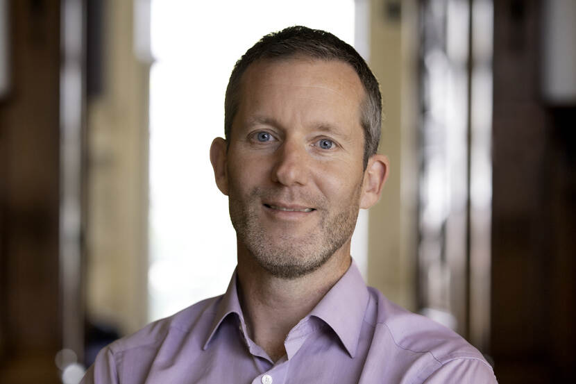 Prof.dr. W. (Wouter) Peters